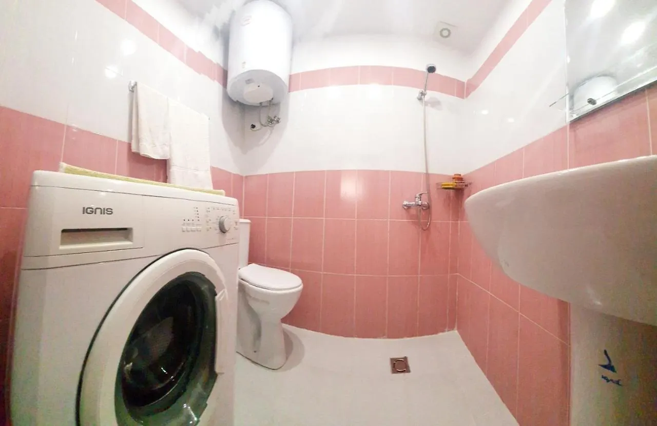 Apartment A Cheerful Villa With Free Parking Space Tirana